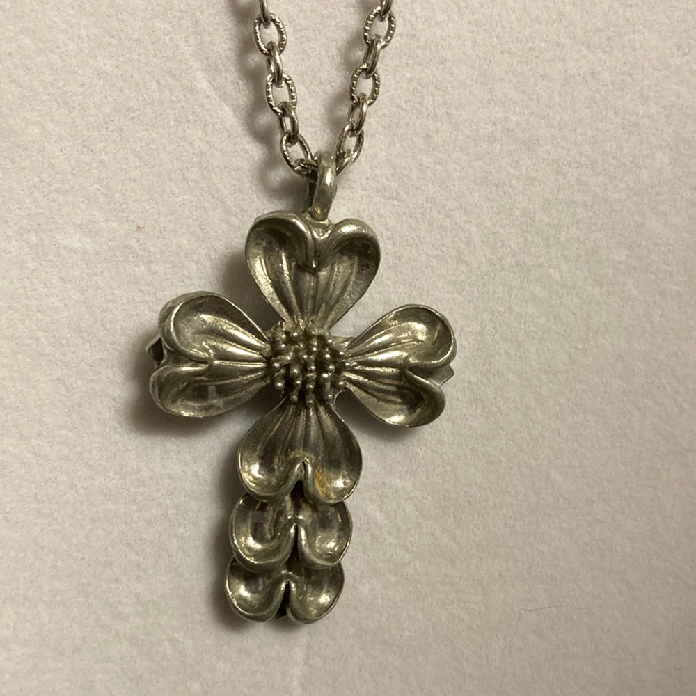 Vintage Marcus USA art deco Cross religious necklace